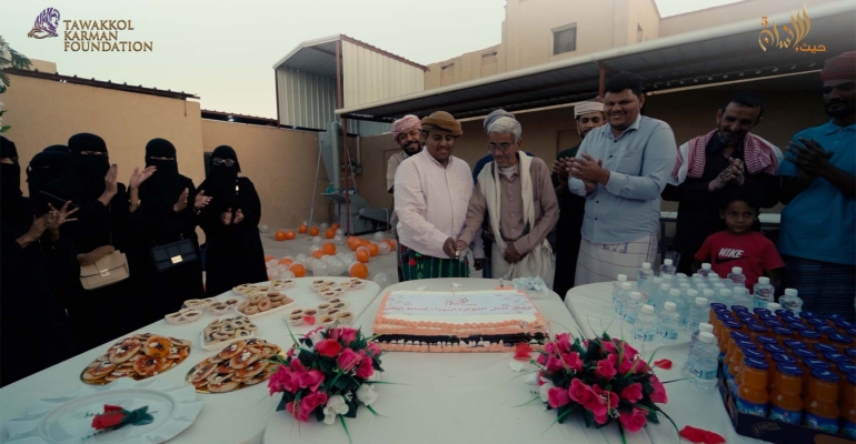 مؤسسة توكل كرمان تبني مصنعاً لإنتاج الفحم بحضرموت