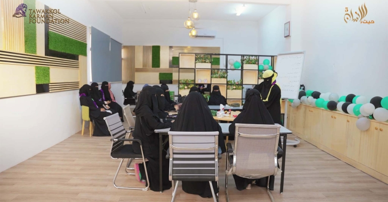 مؤسسة توكل كرمان تدعم مبادرة لتعليم لغة الإشارة في عدن