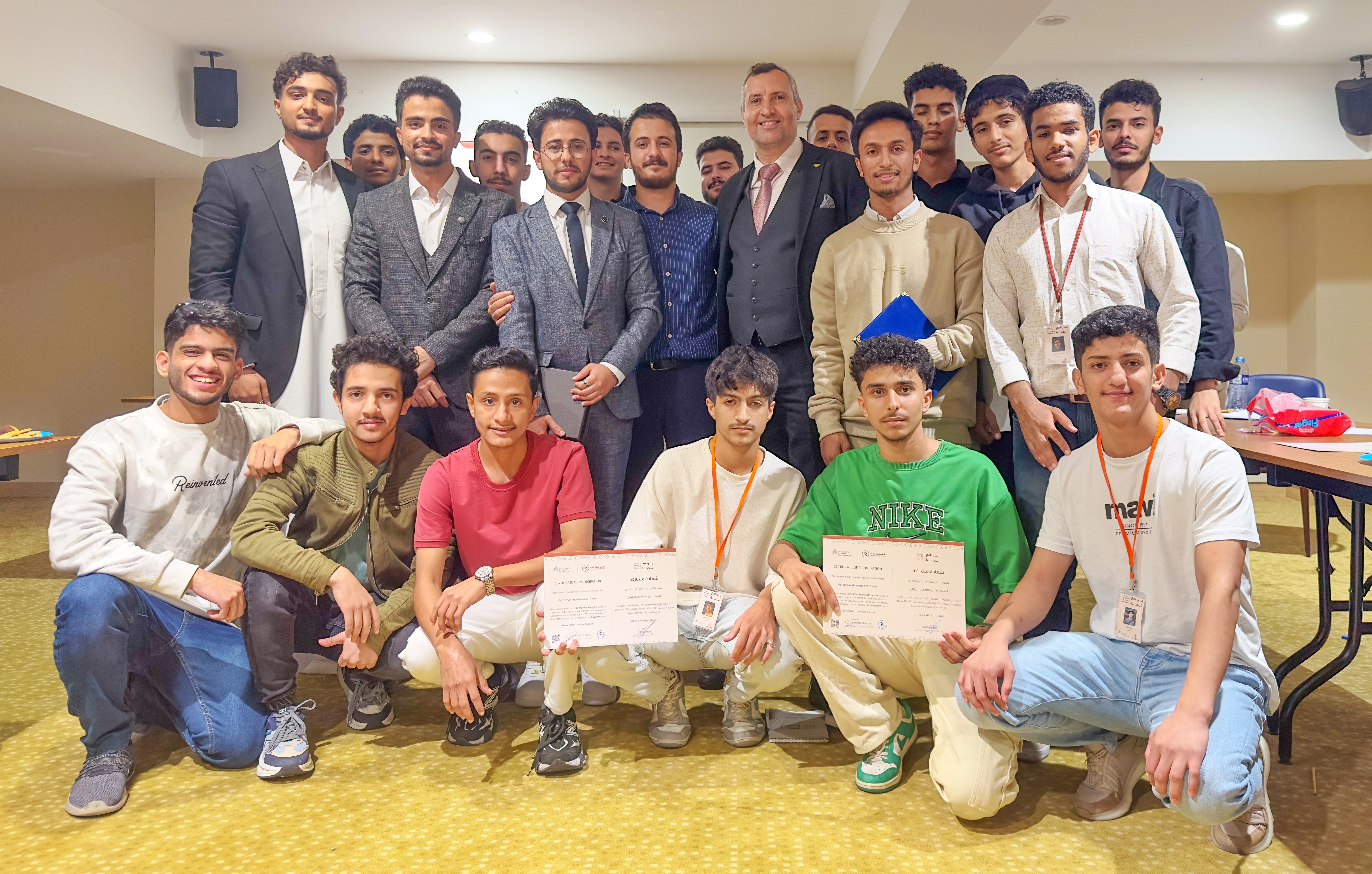 ملتقى شباب اليمن يختتم برنامج "نُخبة" التدريبي برعاية مؤسسة توكل كرمان