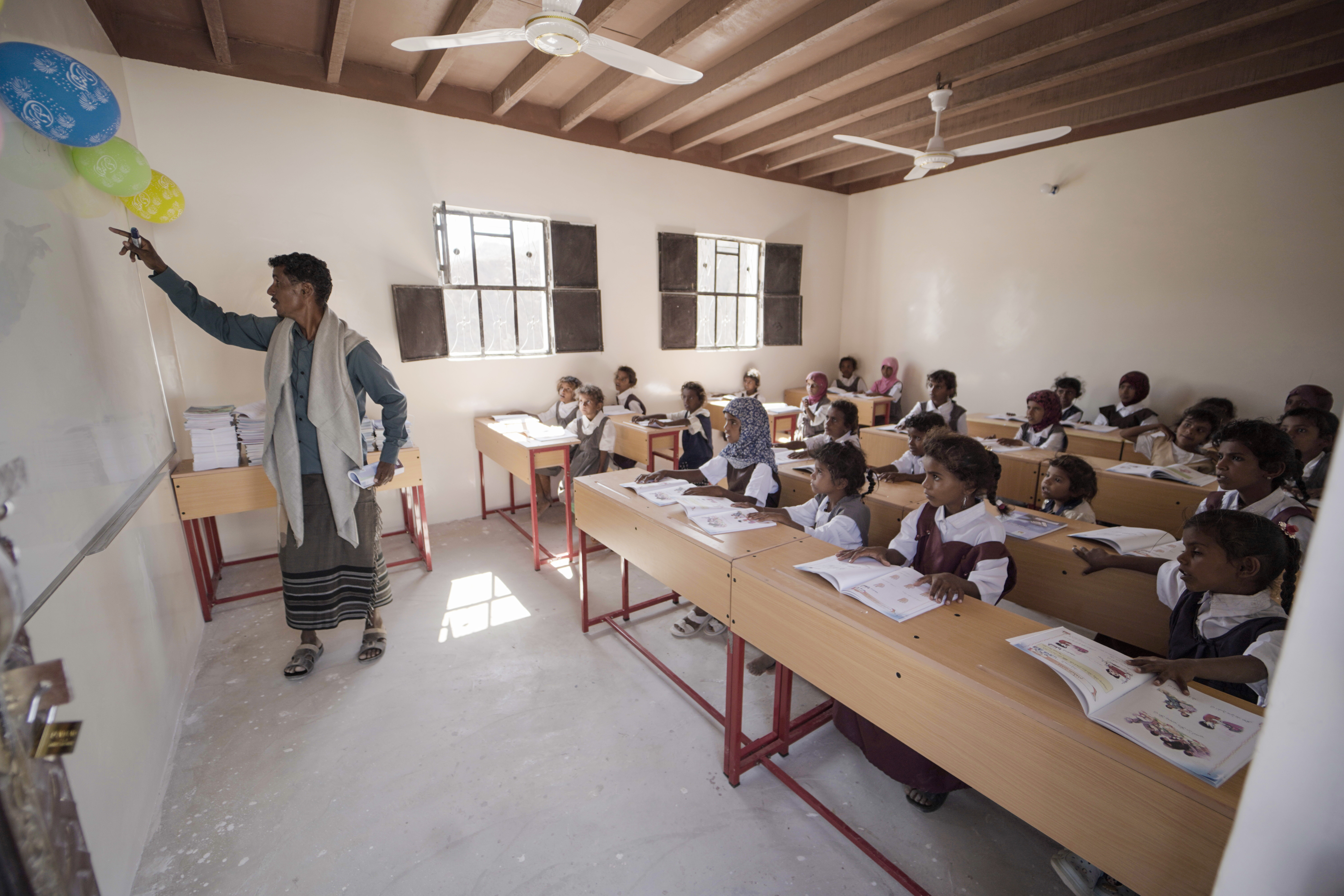 Tawakkol Karman Foundation fulfills children's dream in Wadi Naqb by opening doors to education