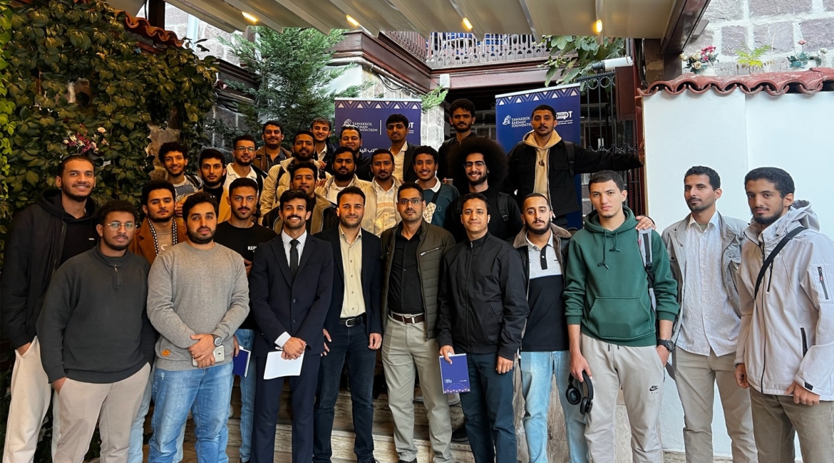 Ankara’daki Yemenli Öğrenciler Derneği, Tavakkol Karman Vakfı’nın desteğiyle “Nawabigh” uzmanlık programını tamamladı